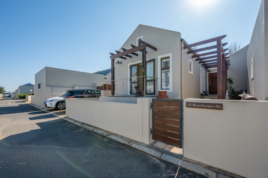 3 Bedroom Property for Sale in Kelderhof Country Village Western Cape